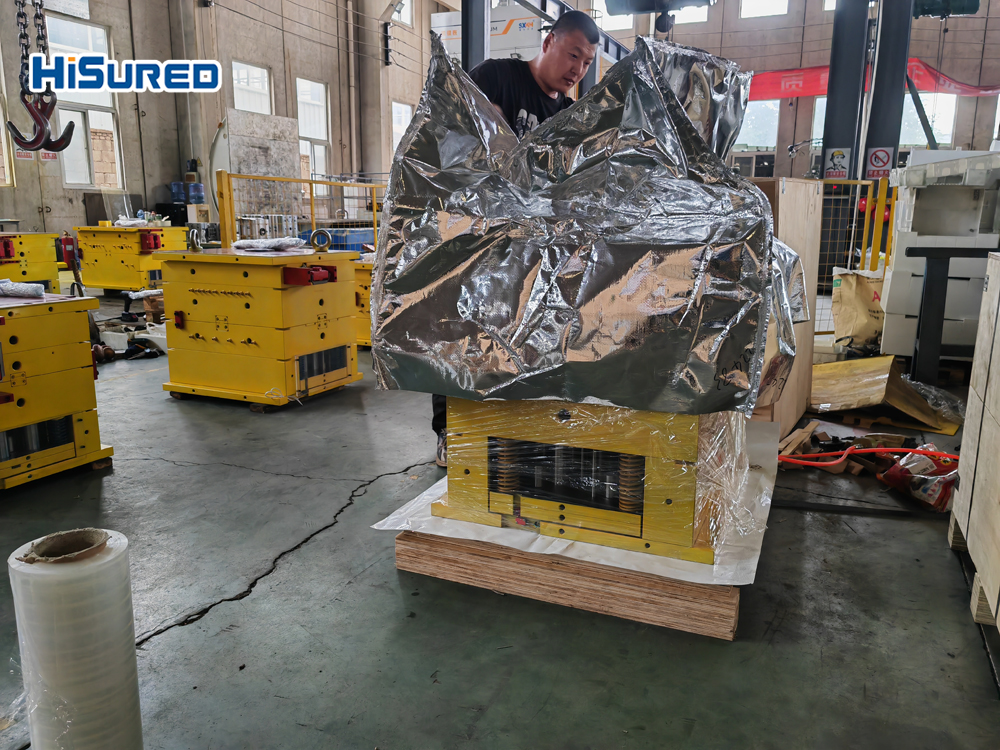 Completed injection mold protected with vacuum export packing